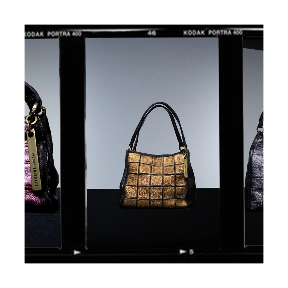 バッグ・カバンその他 CATERINA LUCCHI GOLD CATERINA LUCCHI Embellished Italian Leather Handbag Slouchy