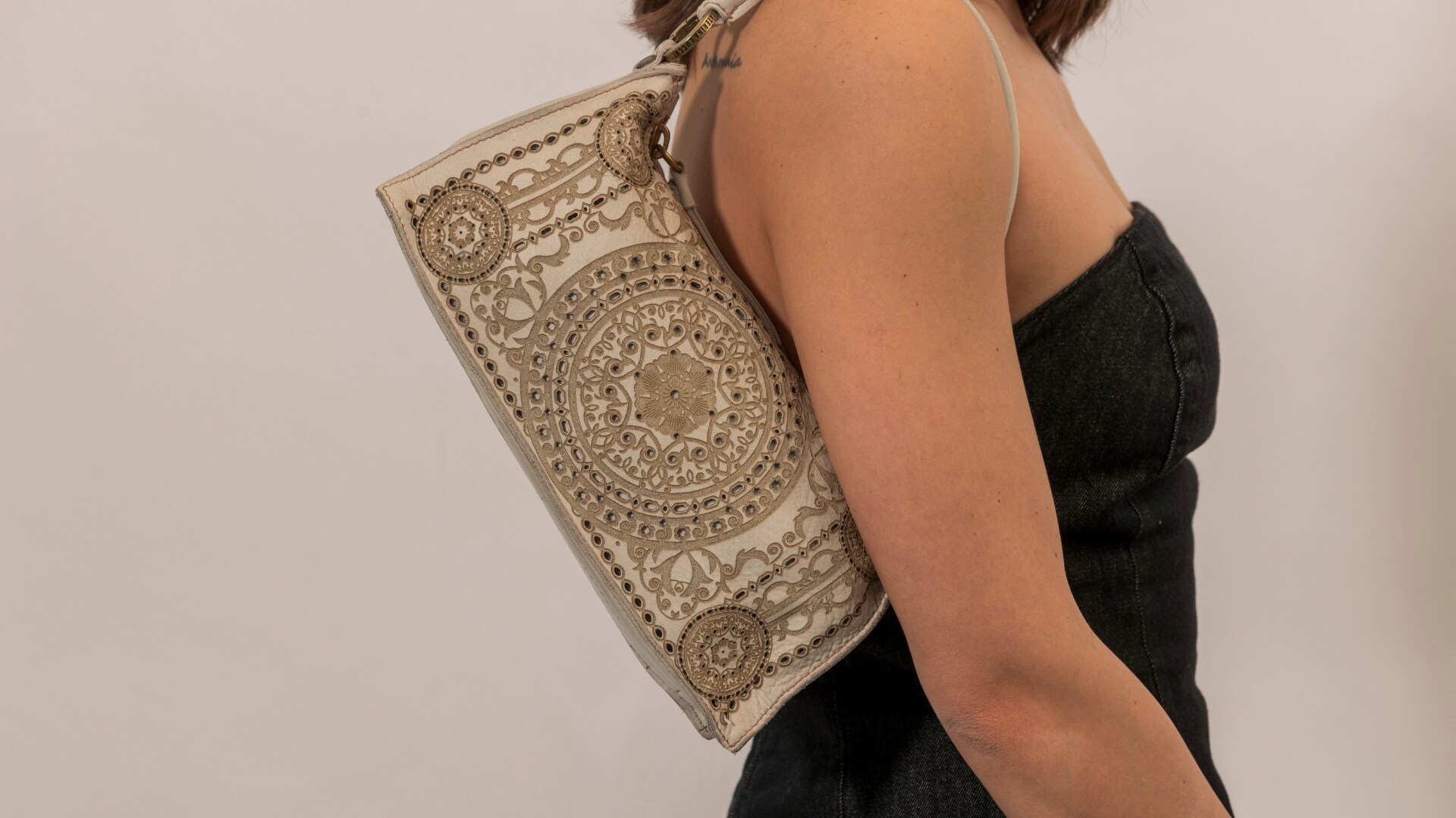 Caterina Lucchi Official Shop | Leather Bags Made in Italy